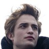 robert-pattinson-e-edward-cullen-nel-film-twilight-80730_cropped[1].jpg